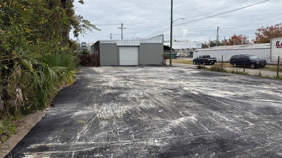 More Photos Of 735 Canal St, Jacksonville Manufacturing For Sale
