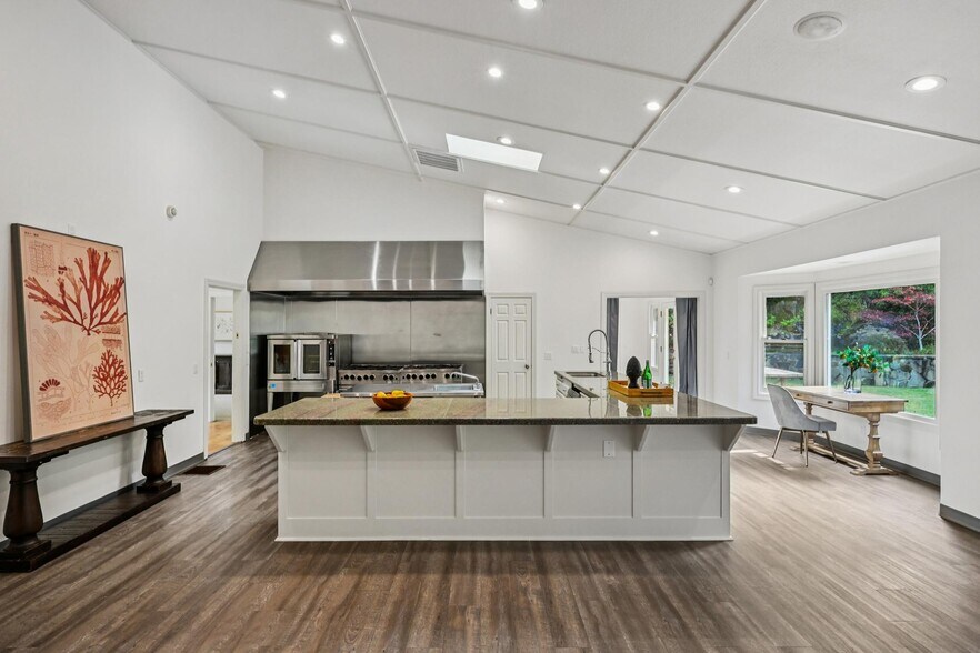 More Photos Of 1605 Lucas Valley Rd, San Rafael Healthcare For Sale
