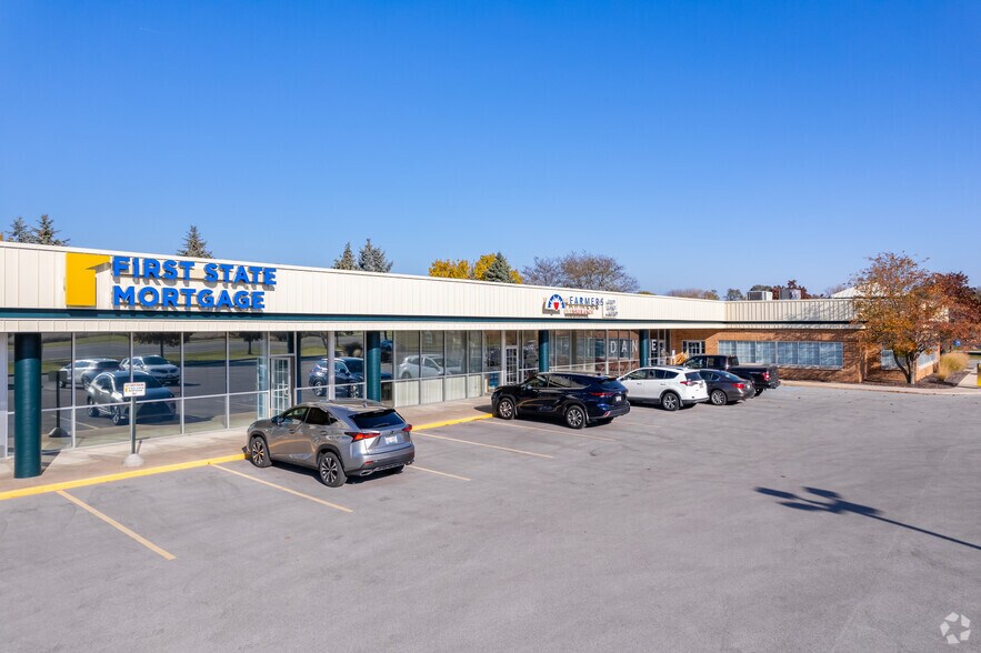 More Photos Of N64W24678 Main St, Sussex Freestanding For Lease