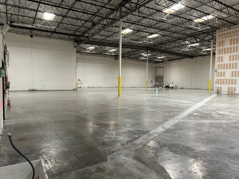 More Photos Of 12318 Lower Azusa Rd, Arcadia Warehouse For Sale