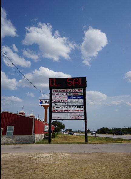 More Photos Of 719 US 183, Liberty Hill Freestanding For Lease