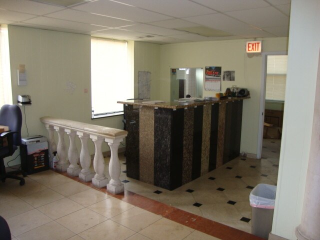 More Photos Of 8428 W 44th Pl, Lyons Warehouse For Sale