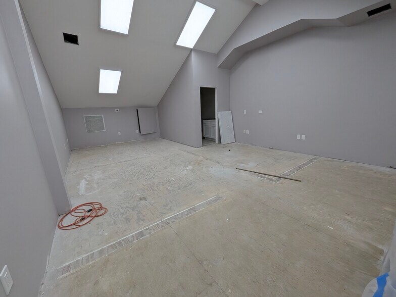 More Photos Of 10045 Overseas Hwy, Marathon Medical For Lease