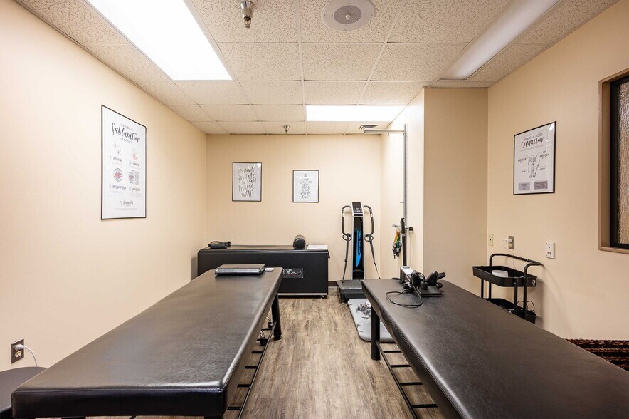 More Photos Of 6719 Gall Blvd, Zephyrhills Medical For Sale