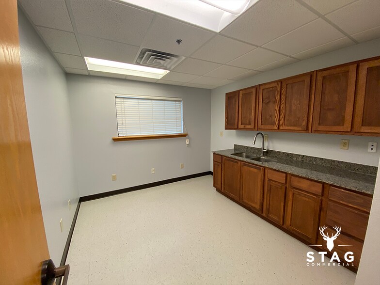 More Photos Of 5000 Energy Pl, Denton Industrial For Lease