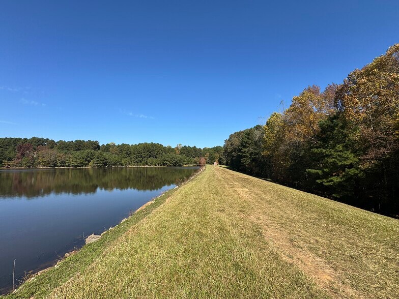 More Photos Of 13828 Lake Bluff Dr, Matthews Land For Sale