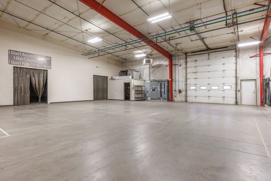 More Photos Of 1151 Industry Rd, Sturgis Manufacturing For Sale