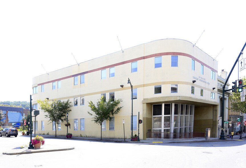 More Photos Of 41 N Division St, Peekskill Office For Sale