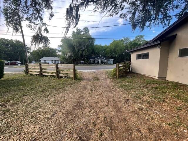 More Photos Of 1707 South St, Leesburg Daycare Center For Sale