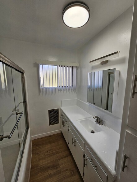 More Photos Of 275 S Marengo Ave, Pasadena Apartments For Sale