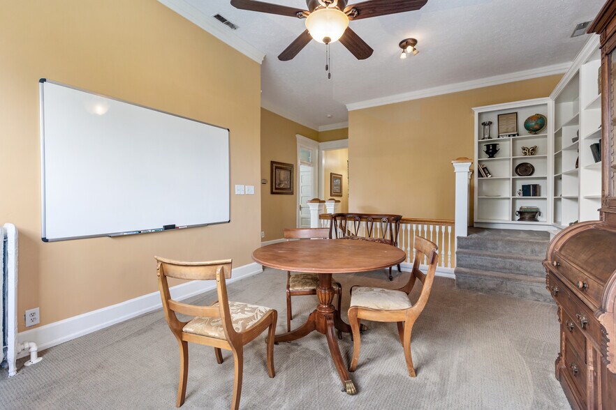 More Photos Of 1542 Frederica St, Owensboro Office Residential For Sale