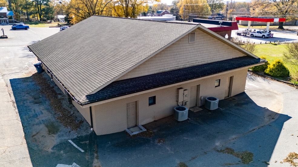 More Photos Of 60 2nd Ave SW, Taylorsville Healthcare For Sale