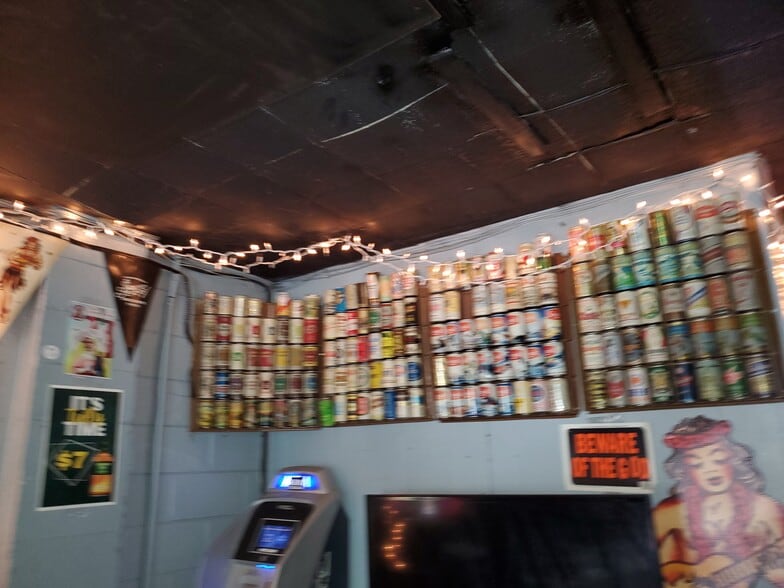 More Photos Of 2131 Central Ave, Charlotte Bar For Lease