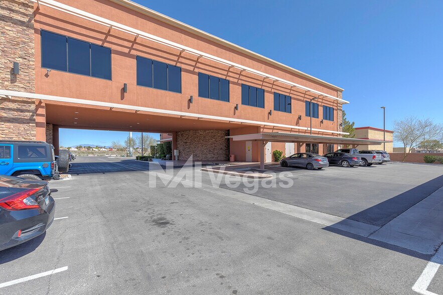 More Photos Of 8845 W Flamingo Rd, Las Vegas Medical For Lease