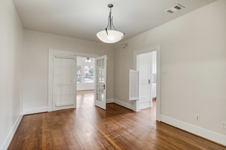 More Photos Of 1322 Yale St, Houston Office For Lease