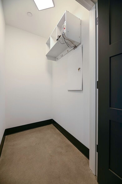 More Photos Of 13001 40th Ave S, Tukwila Specialty For Sale