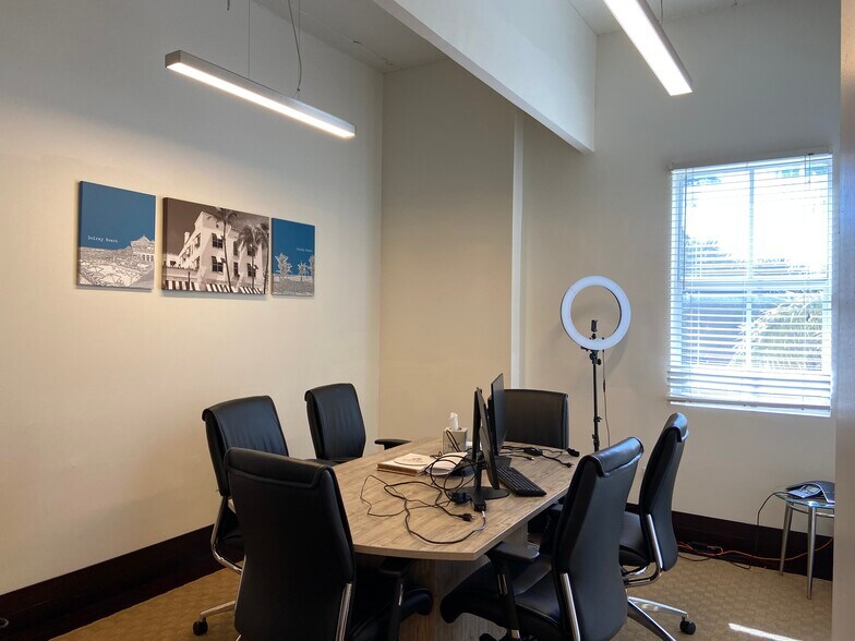 More Photos Of 401 W Atlantic Ave, Delray Beach Storefront Retail Office For Lease