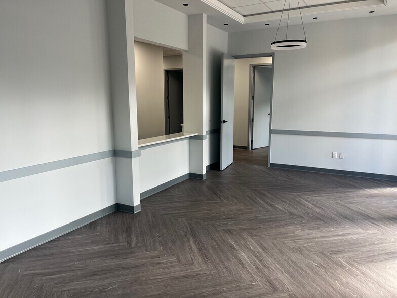 More Photos Of 1307 Cleveland Avenue, Wildwood Office For Sale