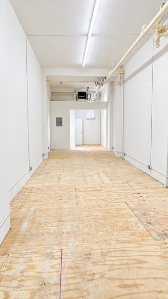 More Photos Of 10-40 Shore Blvd, Brooklyn Apartments For Lease