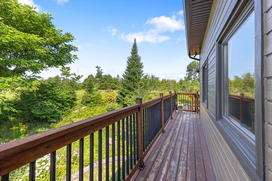 More Photos Of 57 Rue Allan, Brownsburg-chatham Apartments For Sale