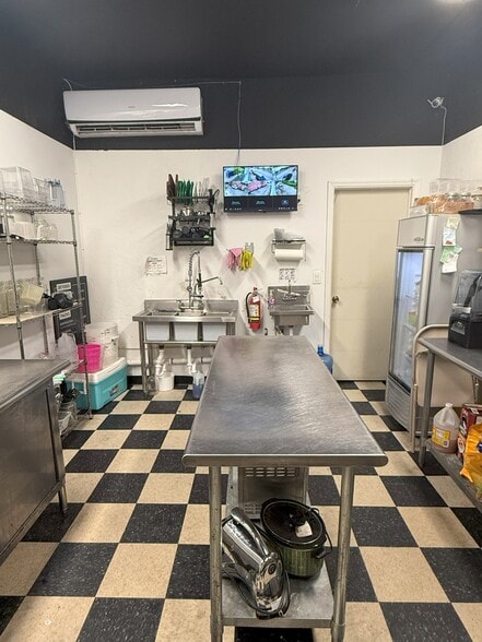 More Photos Of 856 Ali Baba Ave, Opa Locka Restaurant For Sale