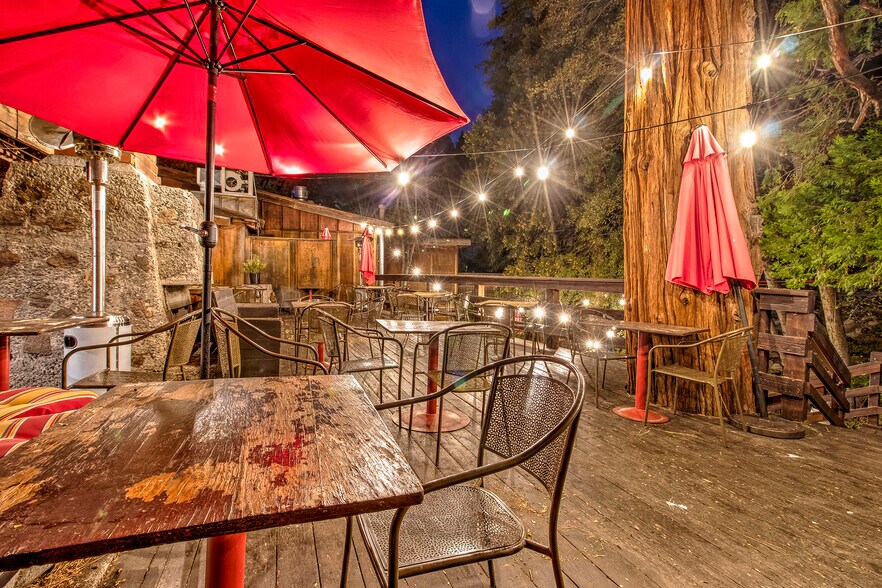 More Photos Of 54905 N Circle Dr, Idyllwild-Pine Cove Restaurant For Lease
