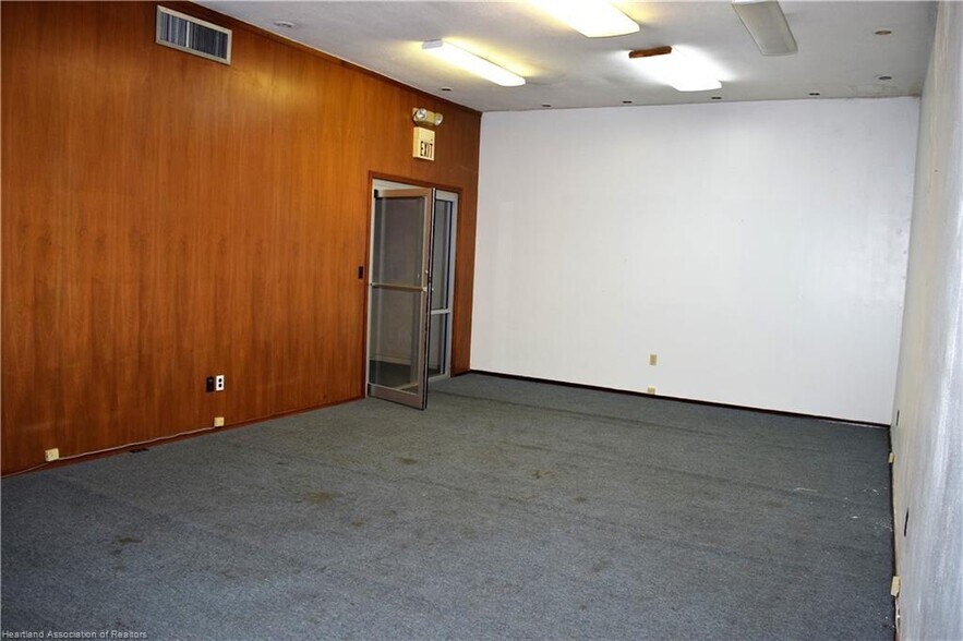 More Photos Of 2 W Main St, Avon Park Office Residential For Sale