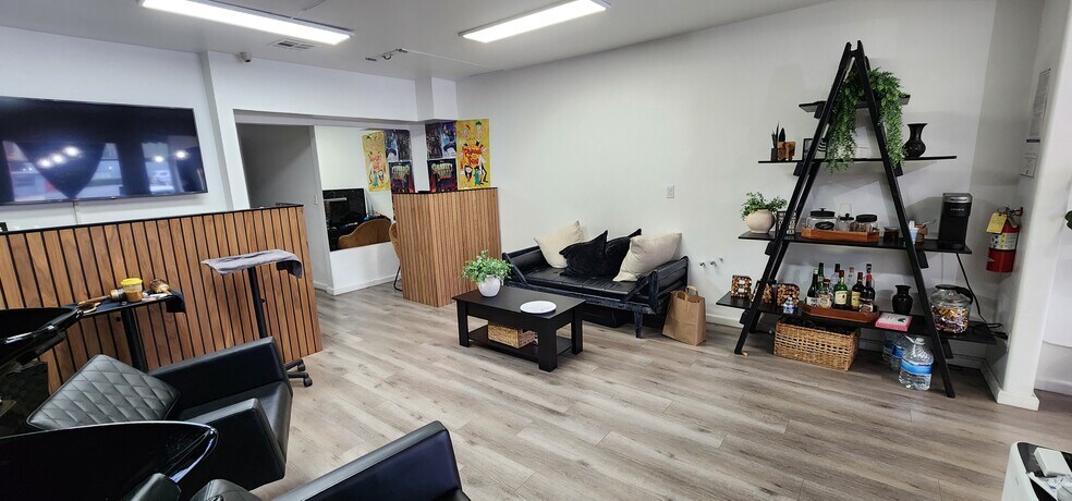 More Photos Of 6623 San Fernando Rd, Glendale Storefront Retail Office For Sale