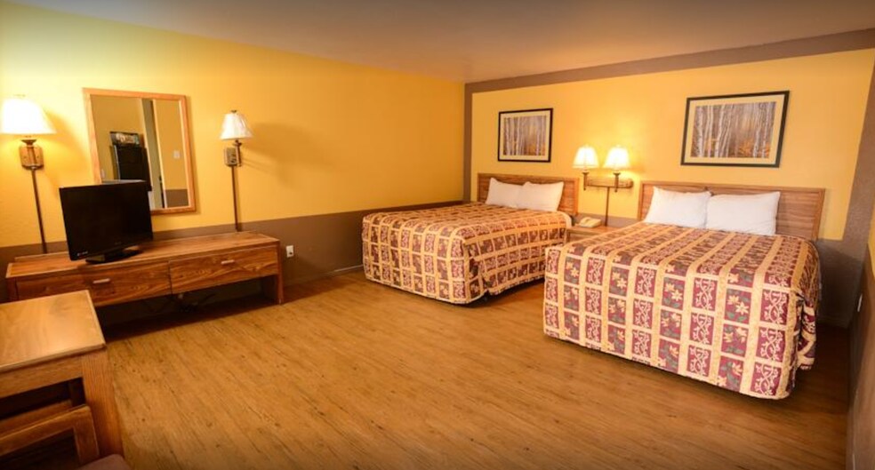 More Photos Of 450 S Lincoln St, Burlington Hotel For Sale