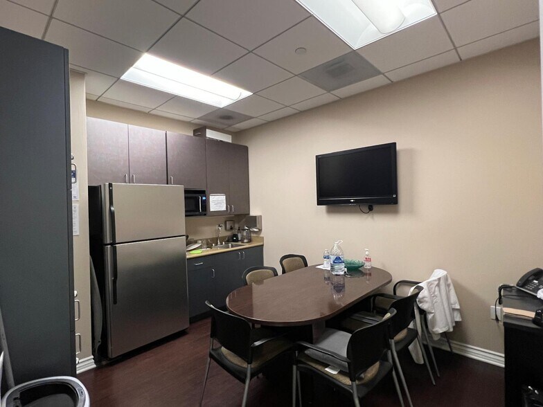 More Photos Of 26137 La Paz Rd, Mission Viejo Medical For Lease