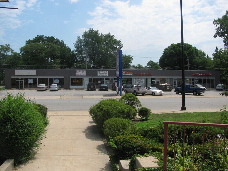 More Photos Of 611-625 Wentworth Ave, Calumet City General Retail For Sale