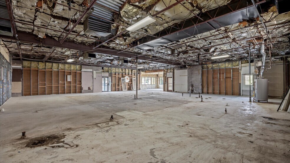 More Photos Of 2148 Broadway, Grand Junction Unknown For Lease