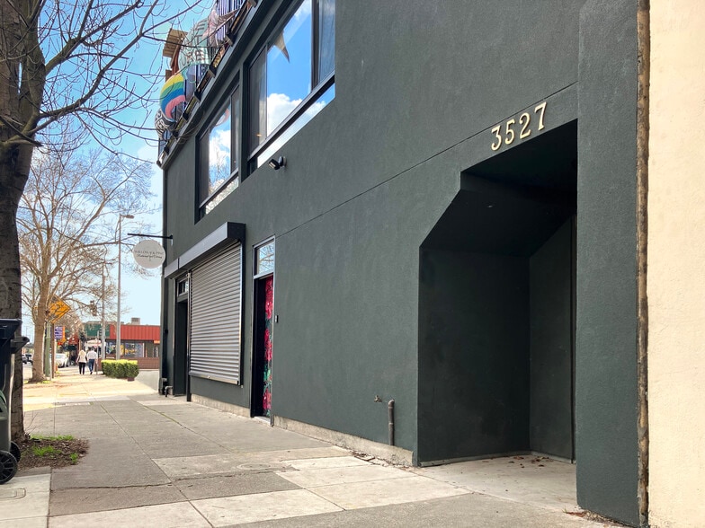 More Photos Of 3529 Fruitvale Ave, Oakland Light Manufacturing For Sale