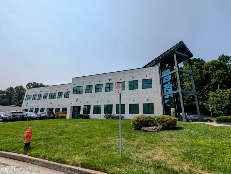 More Photos Of 20 New Plant Ct, Owings Mills Office For Lease