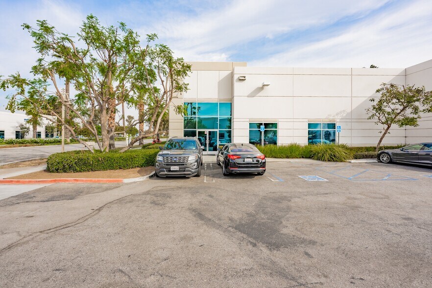 More Photos Of 6878 Airport Dr, Riverside Warehouse For Sale