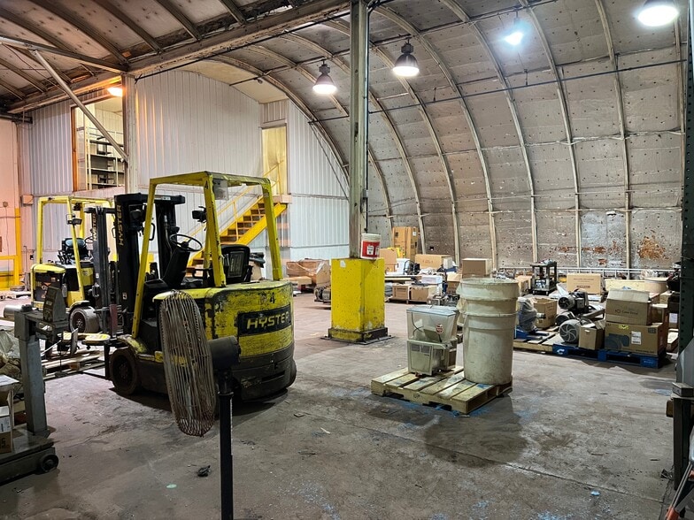 More Photos Of 307 E Washington St, Momence Industrial For Sale