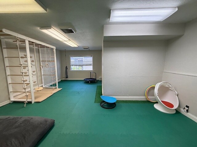 More Photos Of 1715 N Broadway Ave, Oklahoma City Office For Lease