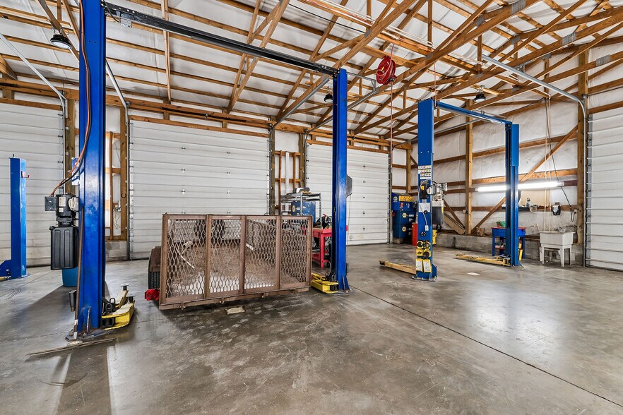 More Photos Of 209 Mountain Rd, Livingston Self Storage For Sale