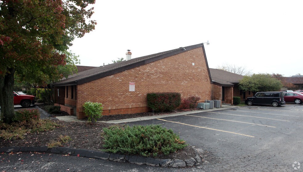 More Photos Of 1660 NW Professional Plz, Columbus Office For Sale