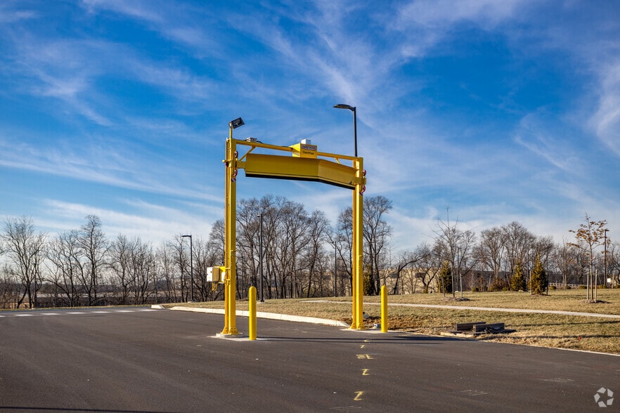 More Photos Of 175 Cesanek Rd, Northampton Warehouse For Lease