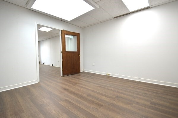 More Photos Of 1368-1376 Beacon St, Brookline Storefront Retail Office For Lease
