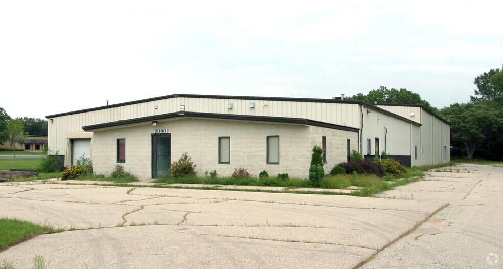 More Photos Of 2080 Energy Dr, East Troy Manufacturing For Lease