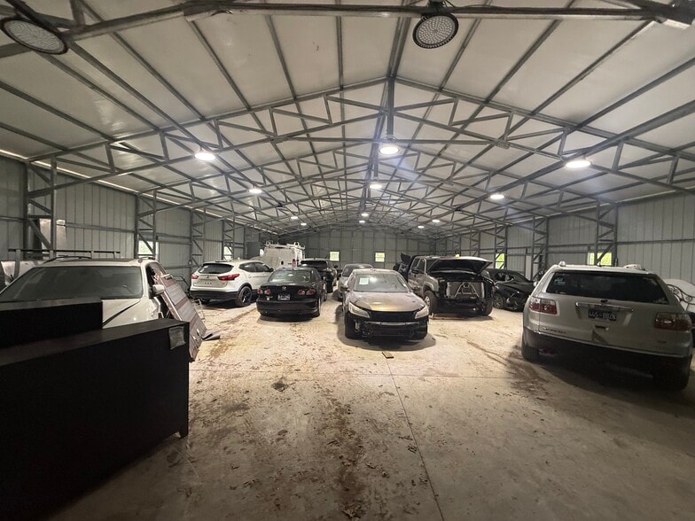 More Photos Of 3612 Woodbury Pike, Murfreesboro Flex For Lease