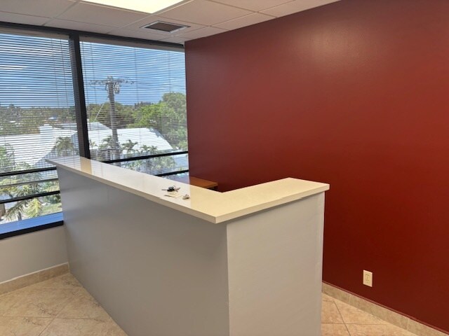 More Photos Of 2021 E Commercial Blvd, Fort Lauderdale Medical For Lease