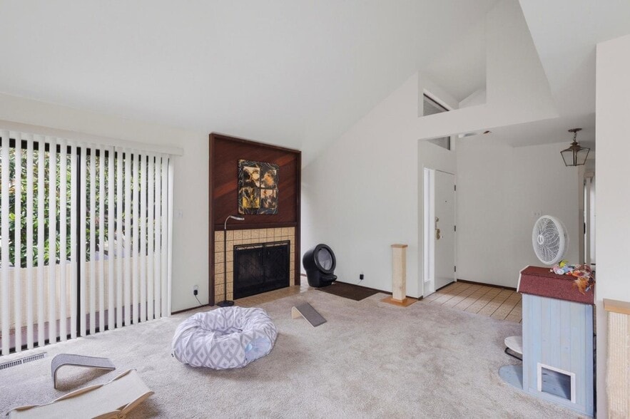 More Photos Of 2001 Parrott Dr, San Mateo Multifamily For Sale