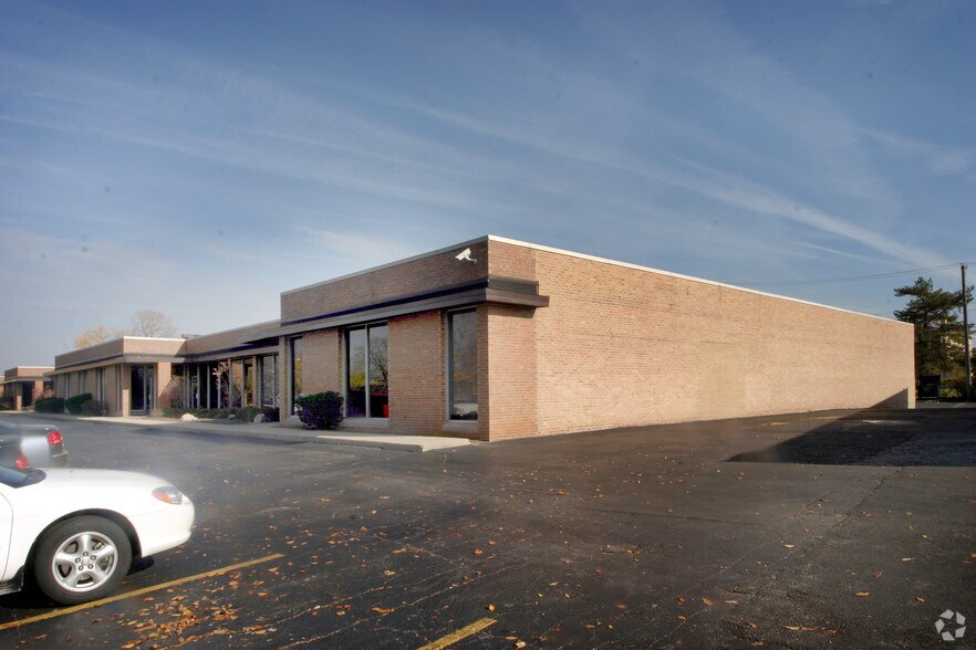 More Photos Of 4100-4128 N Nashville Ave, Chicago Light Manufacturing For Lease
