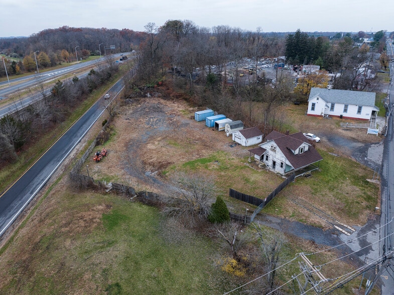 More Photos Of 954 State Route 33, Freehold Flex For Sale