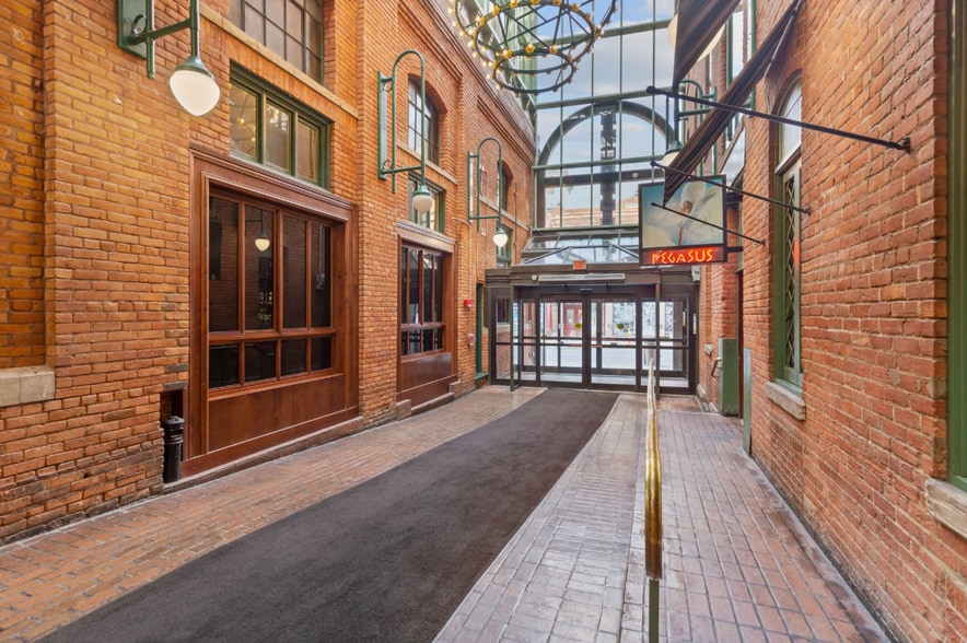 More Photos Of 546-570 Monroe St, Detroit Casino For Lease