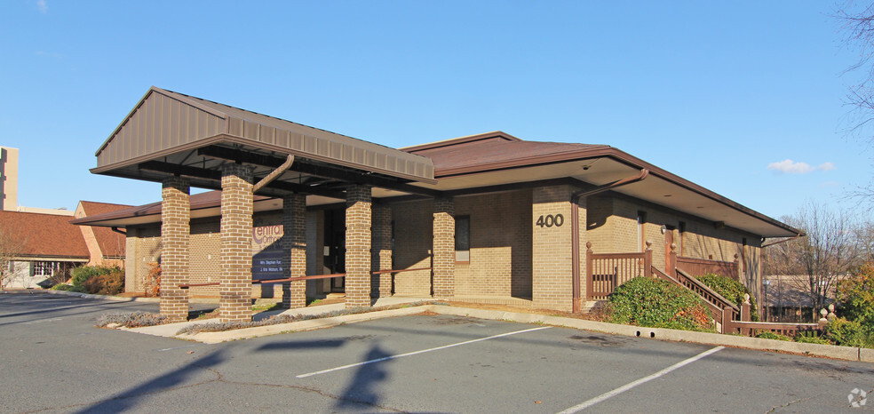 Primary Photo Of 400 Mocksville Ave, Salisbury Medical For Sale