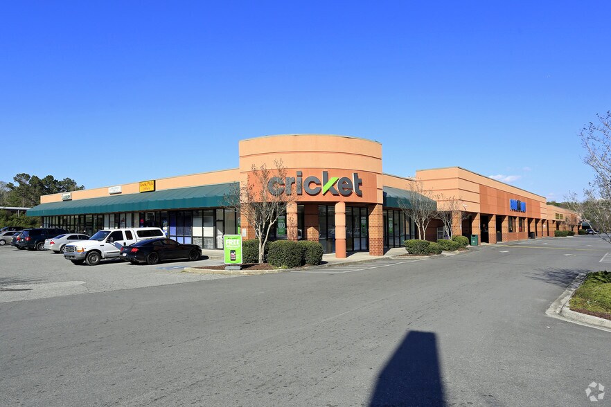 More Photos Of 105-109 Minus Ave, Garden City General Retail For Lease